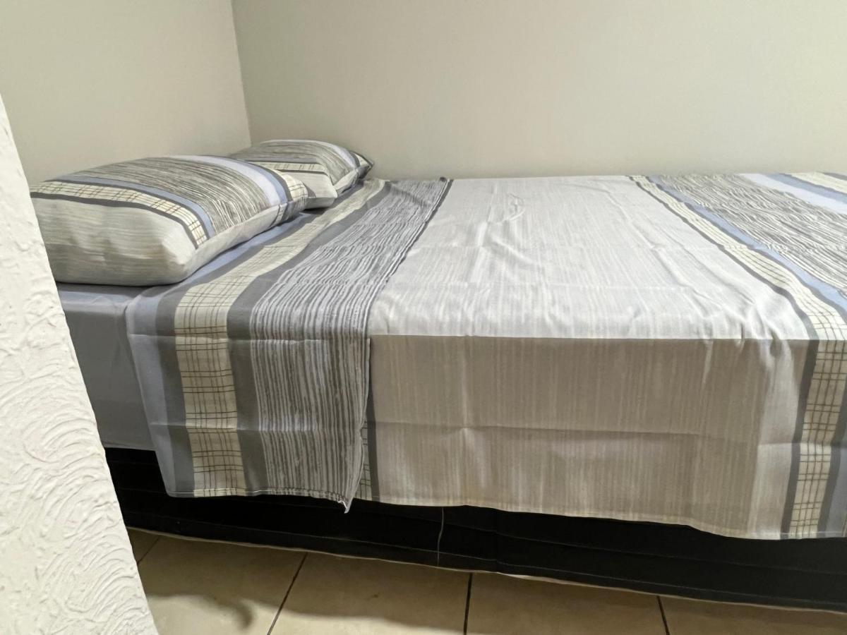 Apartamento 4 Quartos Av Beira Mar Nº 36 - Edif Canto Nobre - Guarapari Es Exterior photo